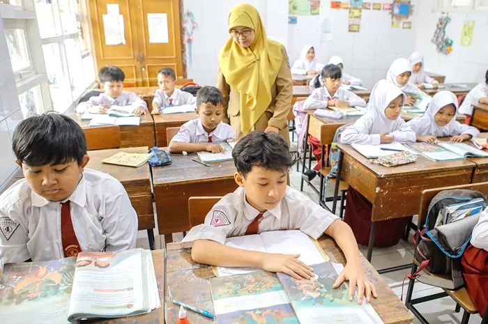 Heboh Beredar Info Peluncuran Kurikulum Nasional Gantikan Kurikulum Merdeka, Begini Faktanya