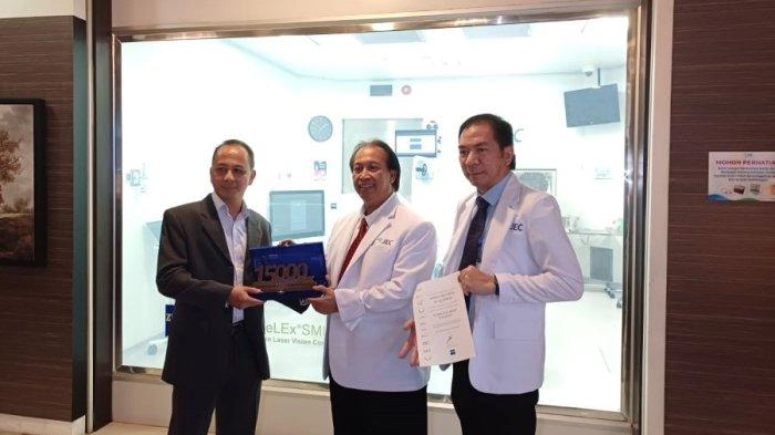 RS Mata JEC Kedoya Atasi Kelainan Refraksi 15.000 Mata Pasien Di Indonesia