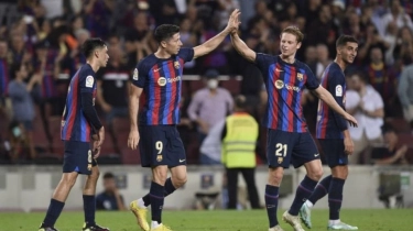 Barcelona Diminta Lepas Pemain Bintang Demi Pangkas Pengeluaran, Frenkie de Jong dan Robert Lewandowski Masuk Daftar?