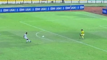 Momen Eks Pemain Timnas Indonesia U-20 Buang Peluang Emas, Komentator Sampai Tertawa