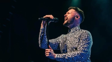 Calum Scott Jadi Pembuka Konser Ed Sheeran di JIS Hari Ini