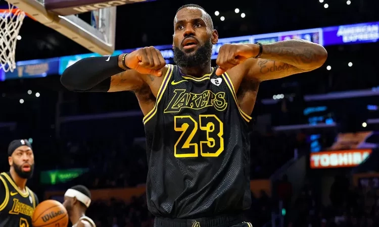 Pecah Rekor, LeBron James Sukses Jadi Pemain NBA Pertama yang Mencetak 40000 Poin