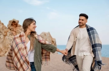 Melekat dalam Ingatan: 5 Alasan Mengapa Anda Sulit Melupakan Cinta Pertama