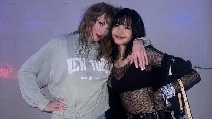Lisa BLACKPINK Nonton Konser Taylor Swift di Singapura