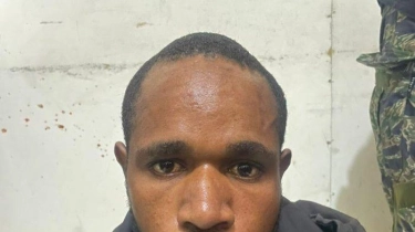 Satgas Damai Cartenz Tangkap Anggota KKB Perampas Senjata Api Polisi