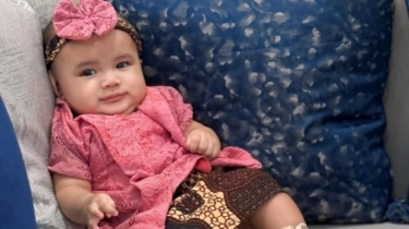 Baru Usia 3 Bulan, Azura Anak Kedua Aurel Hermansyah Sudah Les Renang