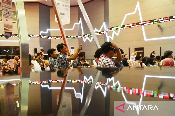 IHSG Menguat di Tengah ‘Wait and See’ Pidato Ketua The Fed