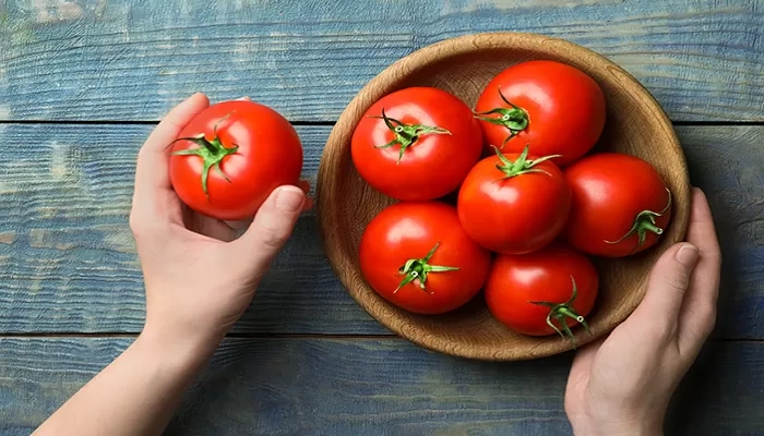 Menjadi Sumber dari Vitamin C dan Vitamin A, Simak 8 Manfaat Tomat untuk Kesehatan