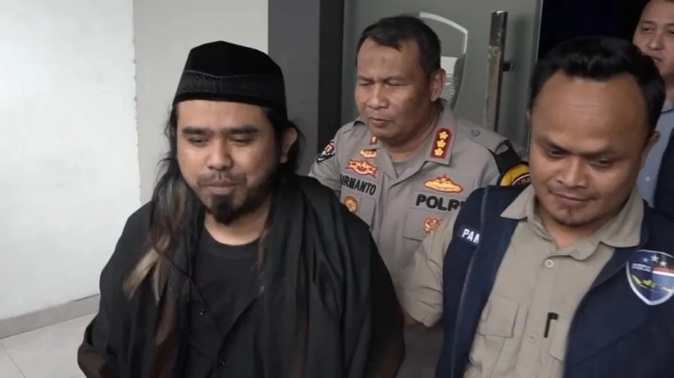 Jadi Tersangka Video Tukar Pasangan, Gus Samsudin Tak Menyesal: Saya Yakin untuk Dakwah