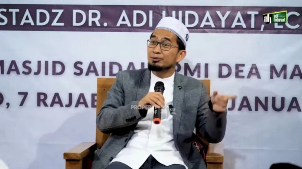 Hukum Nyekar Sebelum Ramadan Boleh Atau Tidak? Ini Kata Ustaz Adi Hidayat