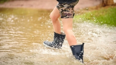 Lagi Musim Hujan Malam Mimpi Kebanjiran, Ini 8 Artinya: Termasuk Bermasalah dengan Pasangan