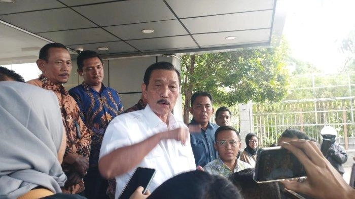 Singgung soal Lobi Singapura ke Taylor Swift, Menko Luhut: Kita Contek Aja Dulu