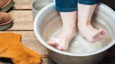 Jangan Gunakan Air Hangat dan Alkohol Saat Tangani Cedera, Ini Alasannya
