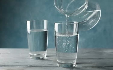 Air Hangat vs Air Dingin Saat Berbuka Puasa, Mana yang Lebih Baik? Berikut Penjelasannya