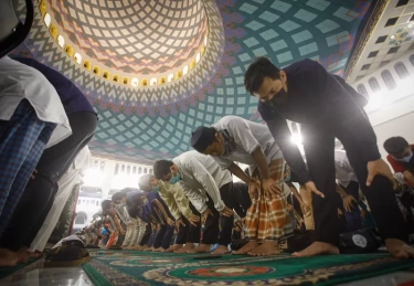 Berbeda dengan Keputusan Menteri Agama, Sebagian Warga Jember dan Bondowoso Puasa Lebih Awal