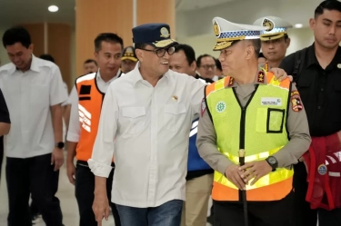 Kakorlantas dan Menhub Cek Kesiapan Mudik 2024 di Tol Trans Jawa