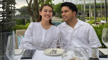 Cuma Bawa Baju di Badan ke Bali, Ini 5 Potret Anggun dan Berkelas Aaliyah Massaid Rayakan Ultah: Tenteng Tas Rp57 Juta!