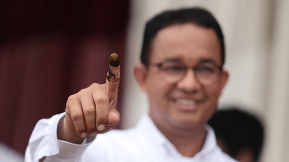 Dikritik Habis Gegara Lem Aibon, Respons Anies ke Media Tak Terduga