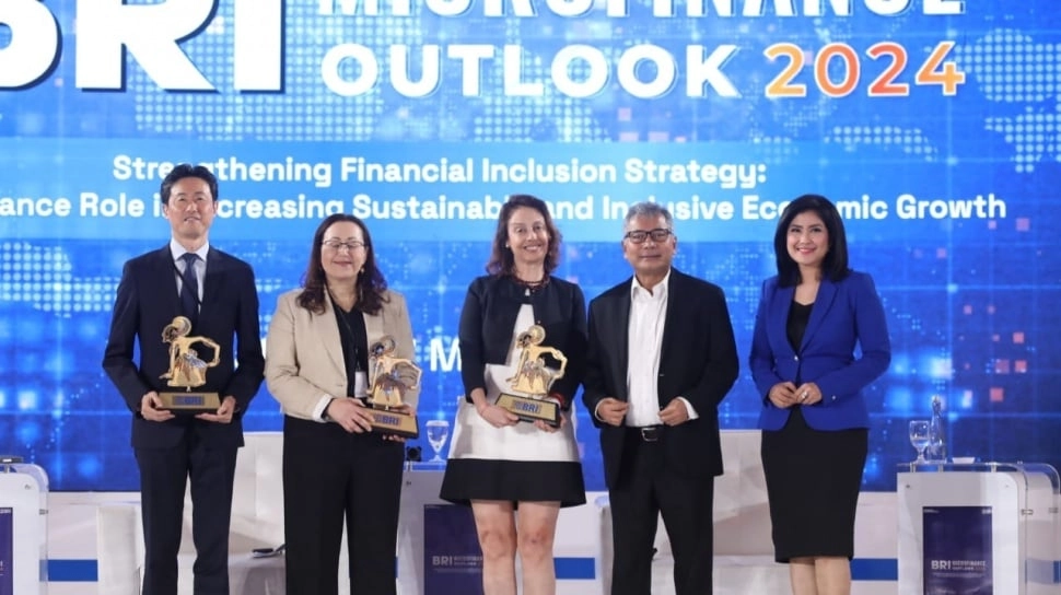 BRI Microfinance Outlook 2024 Cari Ide Baru Dorong Kapasitas Mesin Perekonomian RI