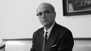 Robert Downey Jr Singgung Masa Kecil nan Buruk Saat Pidato Kemenangan Piala Oscar, Dicekoki Narkoba hingga Ortu Bercerai