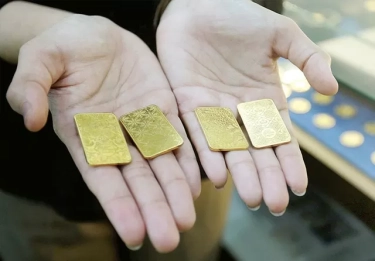 Terus Meroket! Harga Emas Antam Tembus Rekor Tertinggi Rp 1.210.000 Per Gram, kalau Dijual Laku Segini