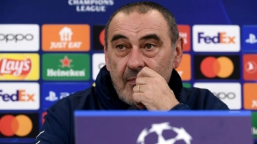 Performa Lazio Jeblok, Maurizio Sarri Mundur