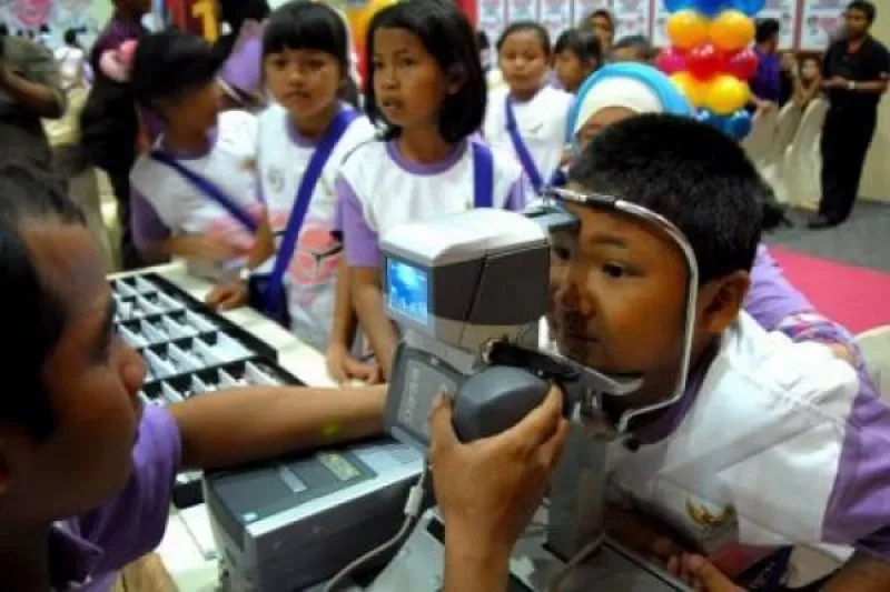 Awas! Anak dengan Mata Malas Berisiko Alami Hipertensi, Serangan Jantung hingga Obesitas