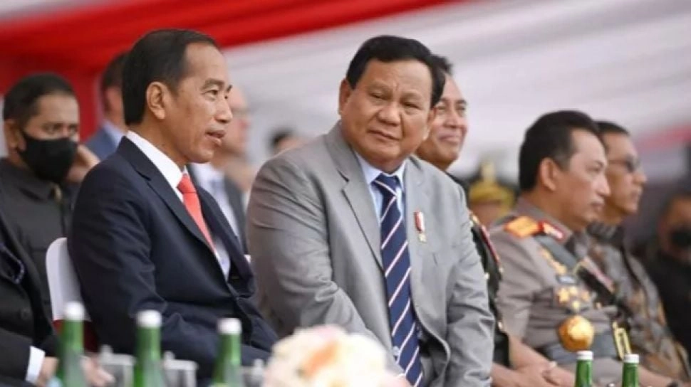 ''Jokowi Sejak Berteman dengan Prabowo Jadi Aneh'' Jhon Sitorus Sebut Orde Baru dan Dwifungsi ABRI Hidup Kembali