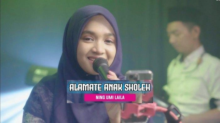 Chord Ukulele dan Lirik Sholawat Alamate Anak Sholeh - Ning Umi Laila: Alamate Anak Sholeh Iku Papat