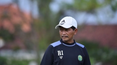 Jadi Pelatih Baru Tim Juru Kunci Persikabo, Djadjang Nurdjaman Fokus Dongkrak Mental Pemain