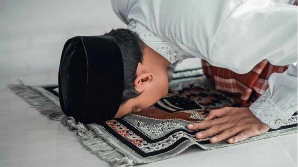 Rugi Besar Rajin Tarawih Tapi Tak Kerjakan Salat Sunah Ini, Buya Yahya: Pahalanya Lebih Besar!