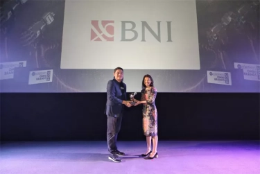 BNI Raih Penghargaan Marketeers OMNI Brand of The Year 2024
