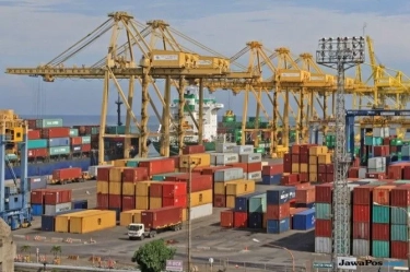 Impor RI Naik 15,84 Persen Tembus USD 18,44 Miliar pada Februari 2024