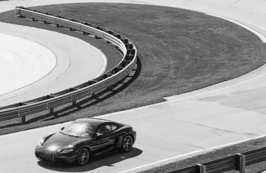 Porsche Produk Apa? Berikut Tipe-Tipe dan Harganya yang Bikin Geleng-Geleng Kepala