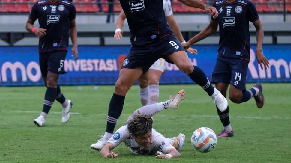 Klasemen Terbaru BRI Liga 1: Arema FC hingga PSS Sleman, Persaingan Papan Bawah Sengit