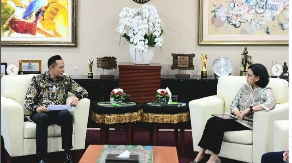 Belum Sebulan Jadi Menteri, AHY Sudah Disanjung Tinggi Sri Mulyani