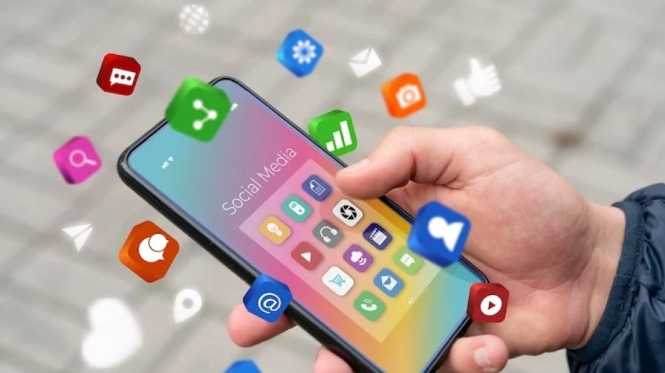 Jangan Oversharing, Ini 5 Hal yang Tidak Boleh Diposting di Media Sosial