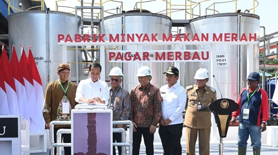 Pabrik Minyak Makan Merah Beri Nilai Tambah ke Petani Sawit