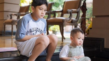 Pola Asuh Nagita Kena Sentil Gegara Rafathar Ketiduran di Sekolah Usai Begadang, Idealnya Bagaimana Sih?