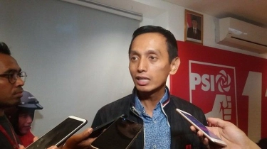 Wapres Yakin Dwi Fungsi TNI Tak Akan Tercipta, Al Araf: Faktanya Sudah Terjadi 