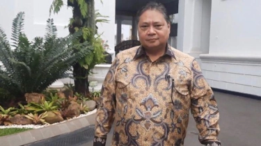 Respons Airlangga Soal Isu Jokowi akan Jadi Ketua Umum Partai Golkar: Kata Siapa?