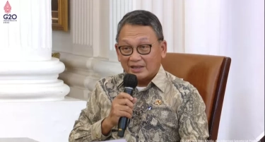 Menteri ESDM Sebut Pencabutan 585 IUP Dibatalkan oleh Bahlil Lahadalia