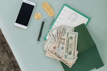 THR Sebentar Lagi Cair, Pahami Tips Mengatur Keuangan Menuju Lebaran Agar Tidak Boncos dan Boros