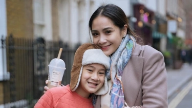 Pola Asuh Sempat Dikritik, Nagita Slavina Kini Dipuji Usai Tak Larang Rafathar Beli Kamera Buat Mbak Lala