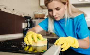 5 Tips Membersihkan Noda Setelah Memasak untuk Buka Puasa