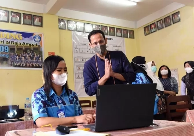 Mudah Akses Materi Mengajar, Guru di Wilayah 3T  Antusias Pakai Awan Penggerak