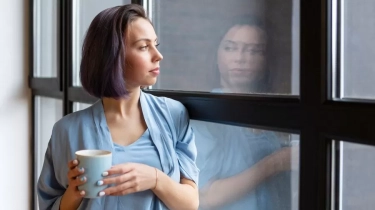 Jangan Berprasangka Buruk! Introvert Memiliki Keistimewaan yang Sangat Menakjubkan