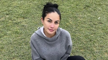 Adab Nikita Mirzani saat Bagi-Bagi Uang ke Ojol Disorot, Netizen Singgung Etika Menghargai Orang