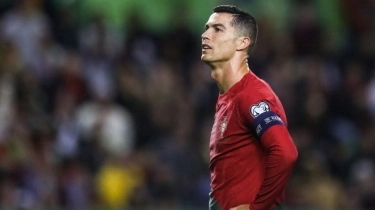 Cristiano Ronaldo Gagal Cetak Gol, Portugal Tumbang di Kandang Slovenia 0-2