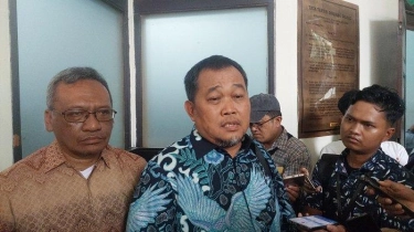 Boyamin Janji Bakal Bubarkan MAKI Jika Firli Bahuri Ditahan dan Disidangkan di Kasus Pemerasan SYL